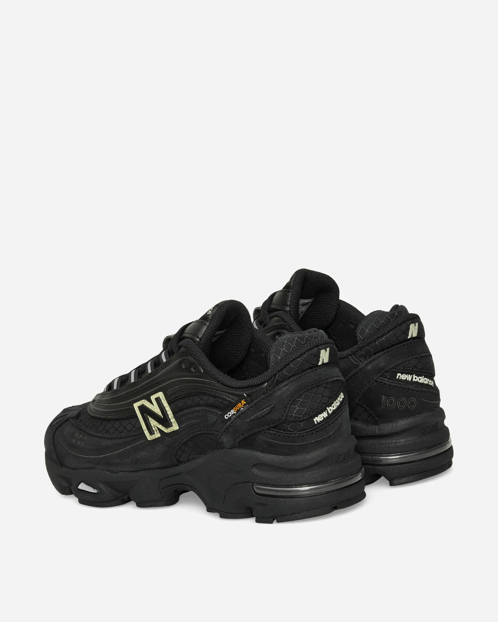 1000 Sneakers Black
