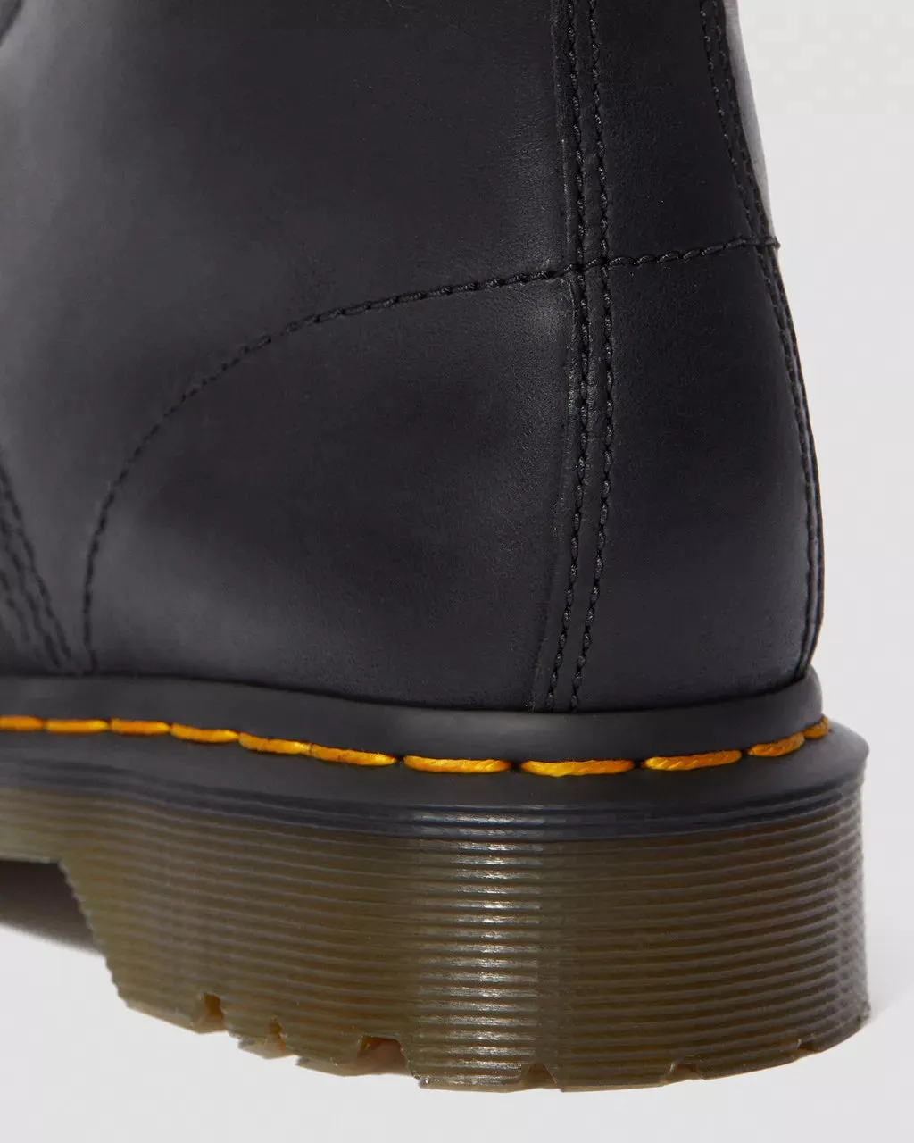 1460 Serena Wyoming Boots in Black