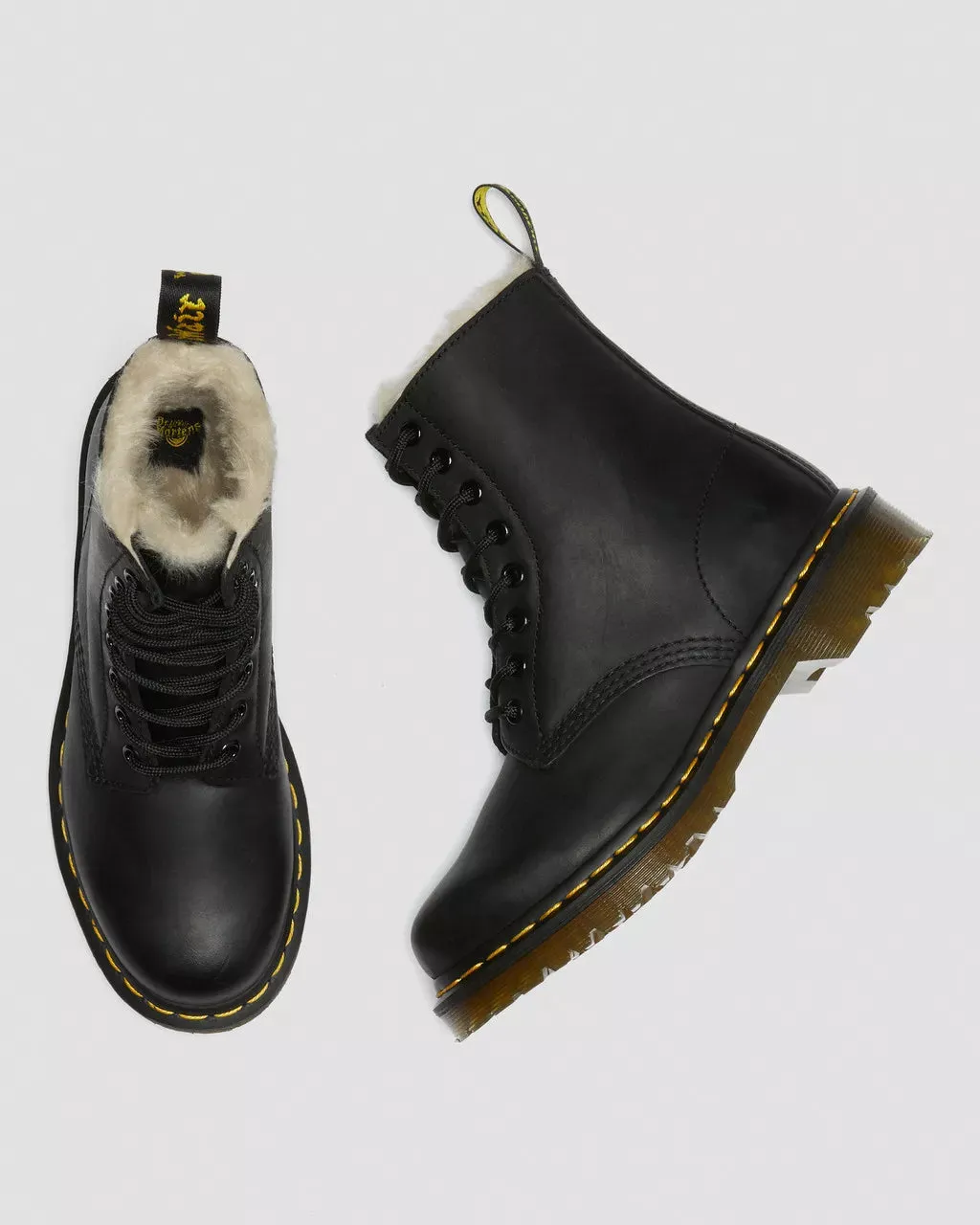1460 Serena Wyoming Boots in Black
