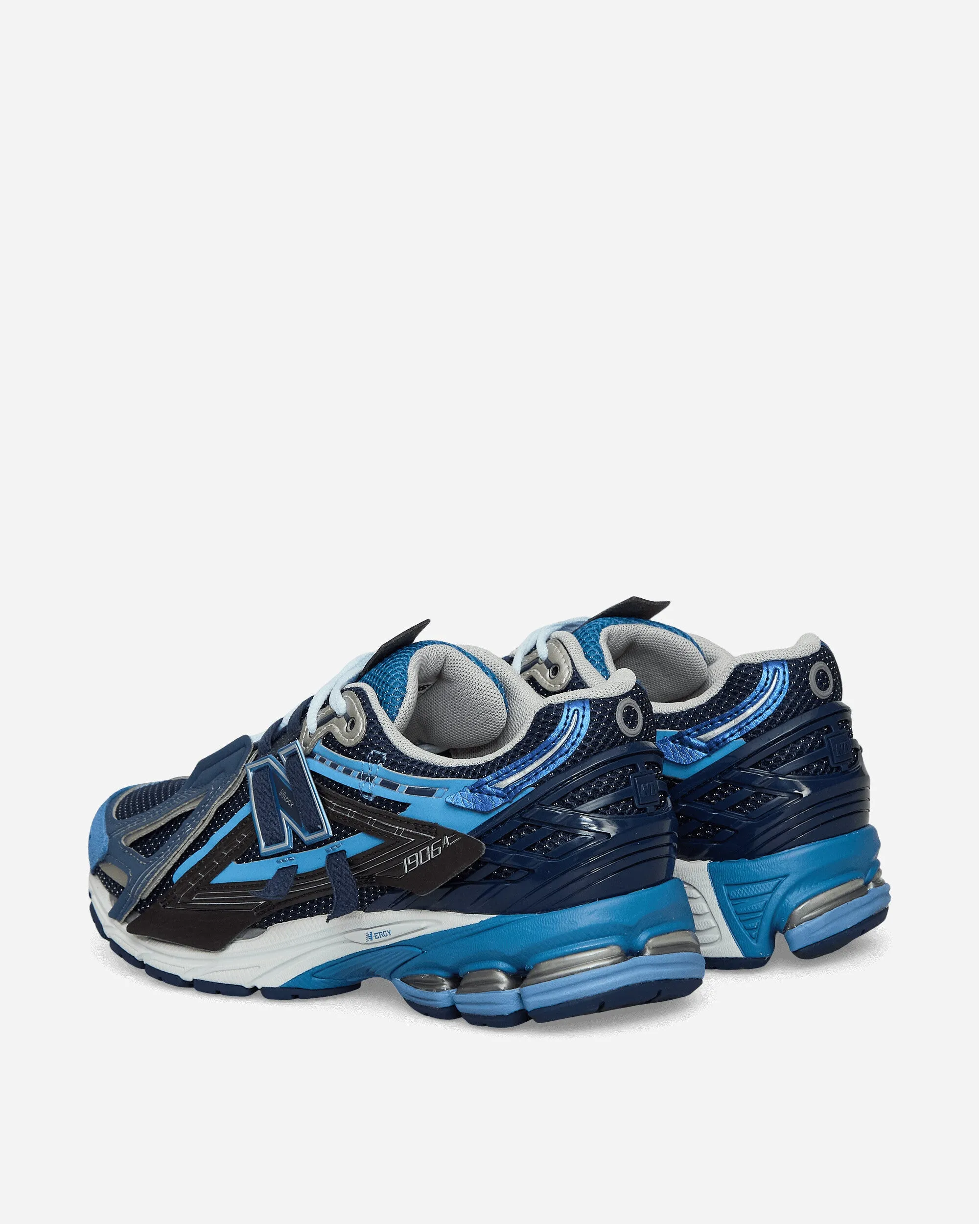 1906A Sneakers Sea Stone / Navy / Vintage Indigo