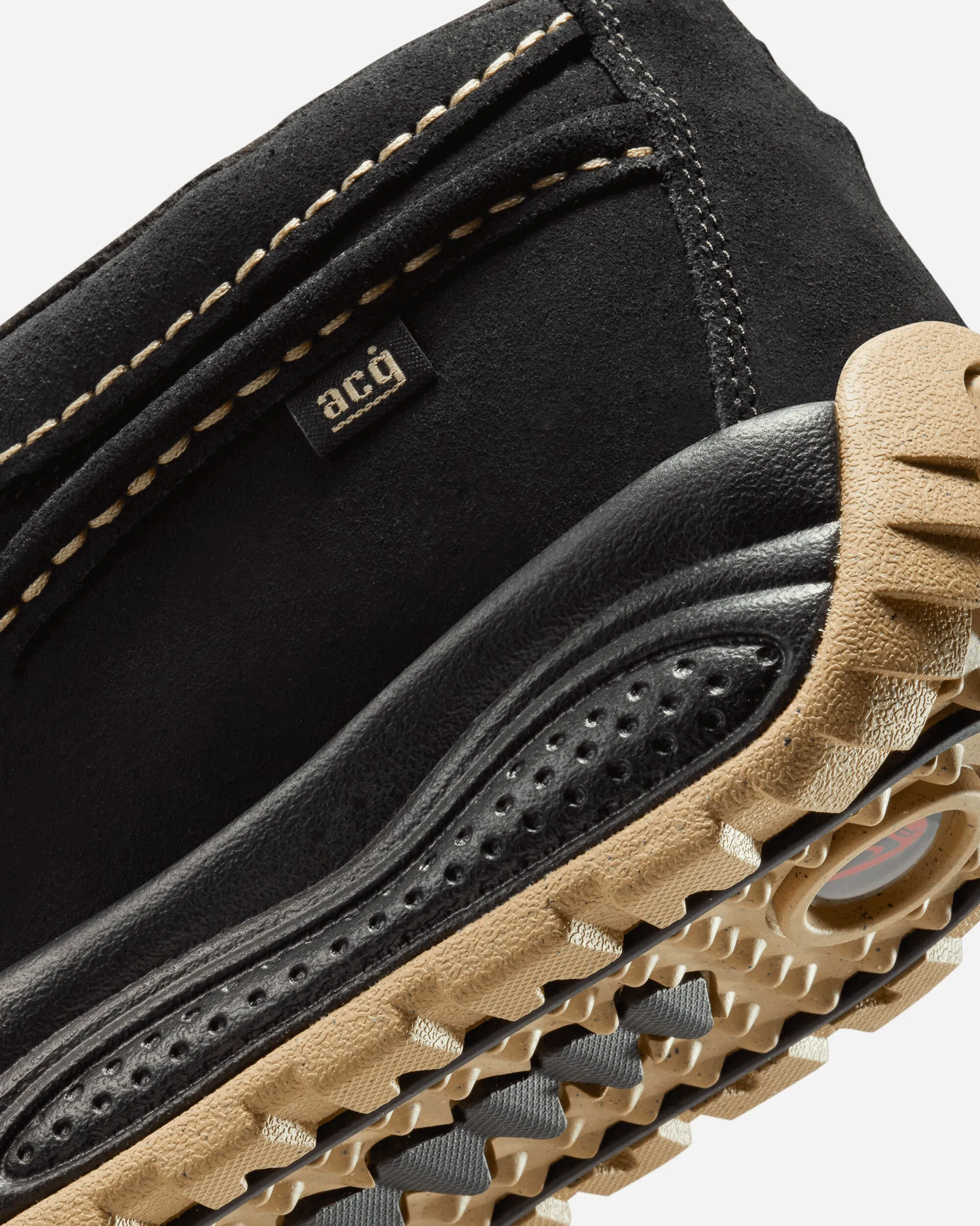 ACG Izy Sneakers Black / Limestone