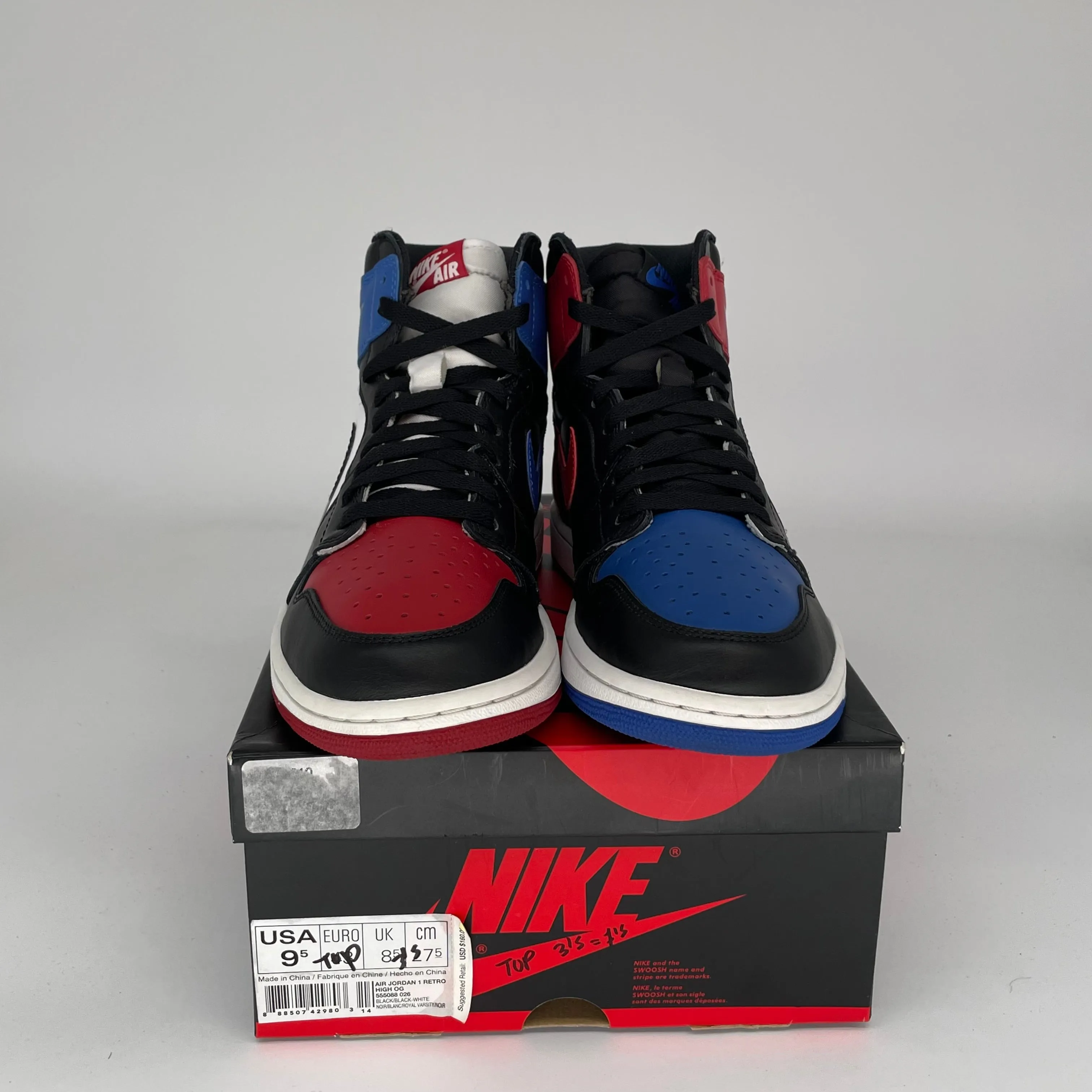 AIR JORDAN 1 TOP 3 SIZE 9.5 555088-026