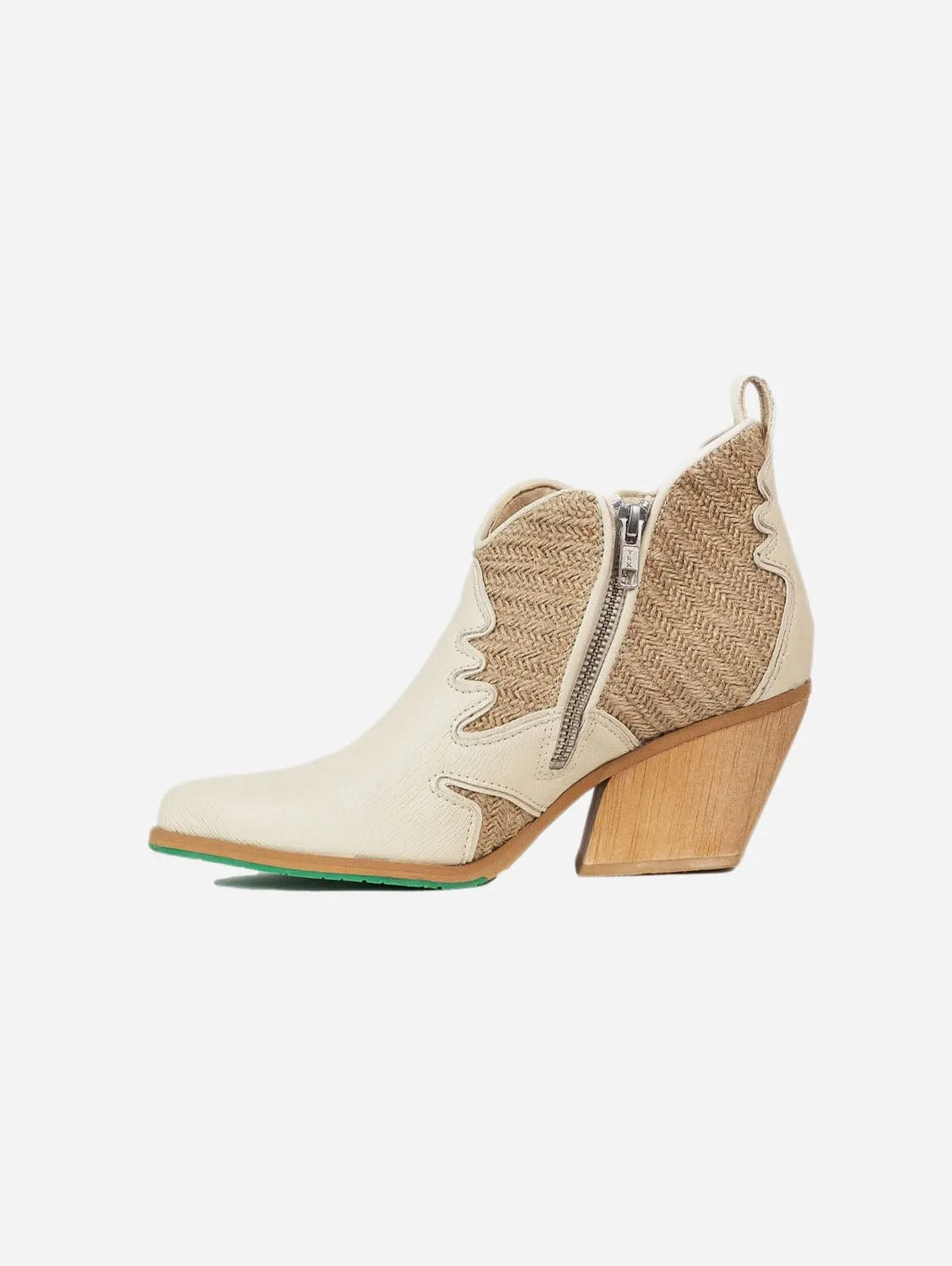 Atlantis Vegan Apple Leather Cowboy Boots | Beige