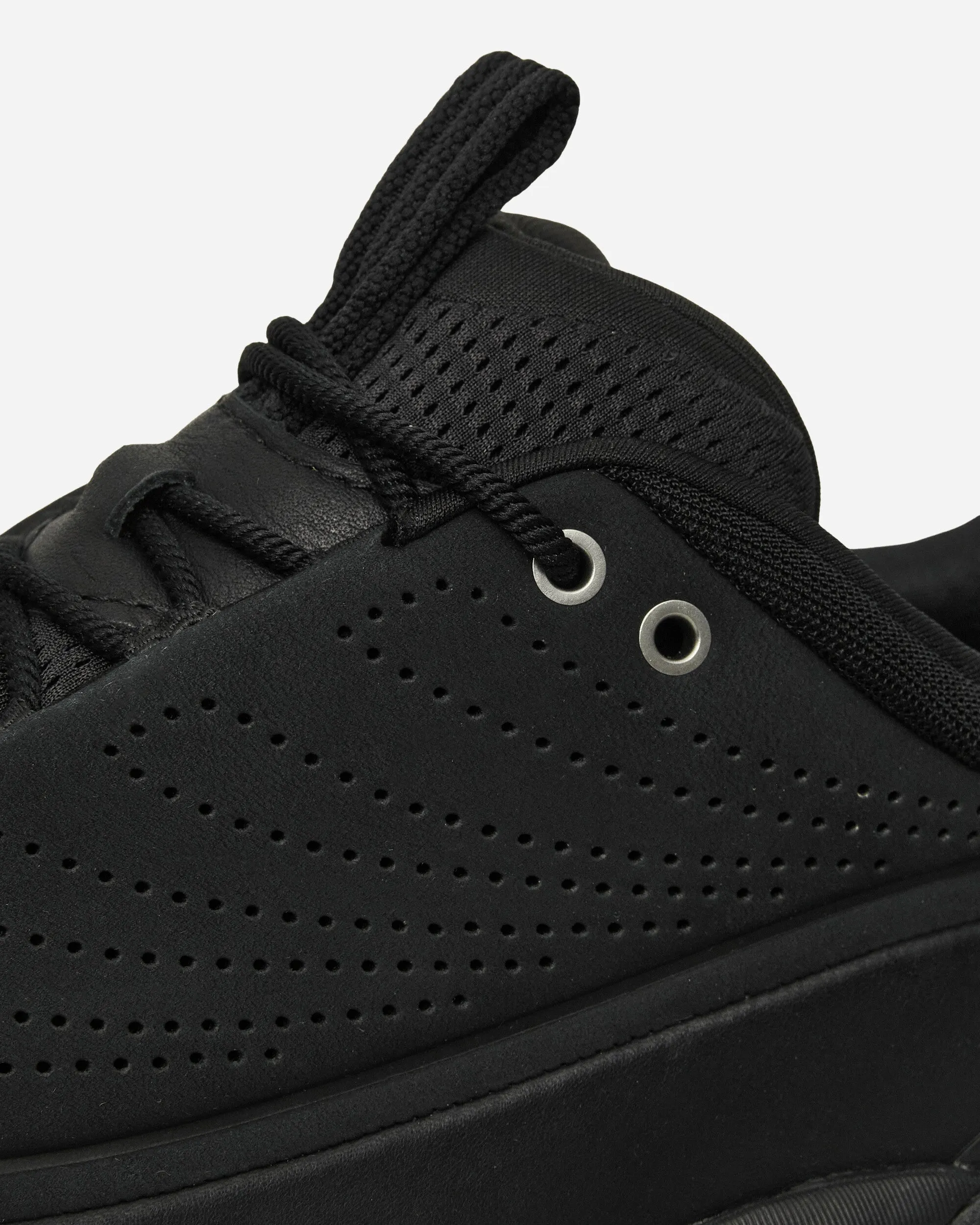 Elevon X Sneakers Black / Carbon Black