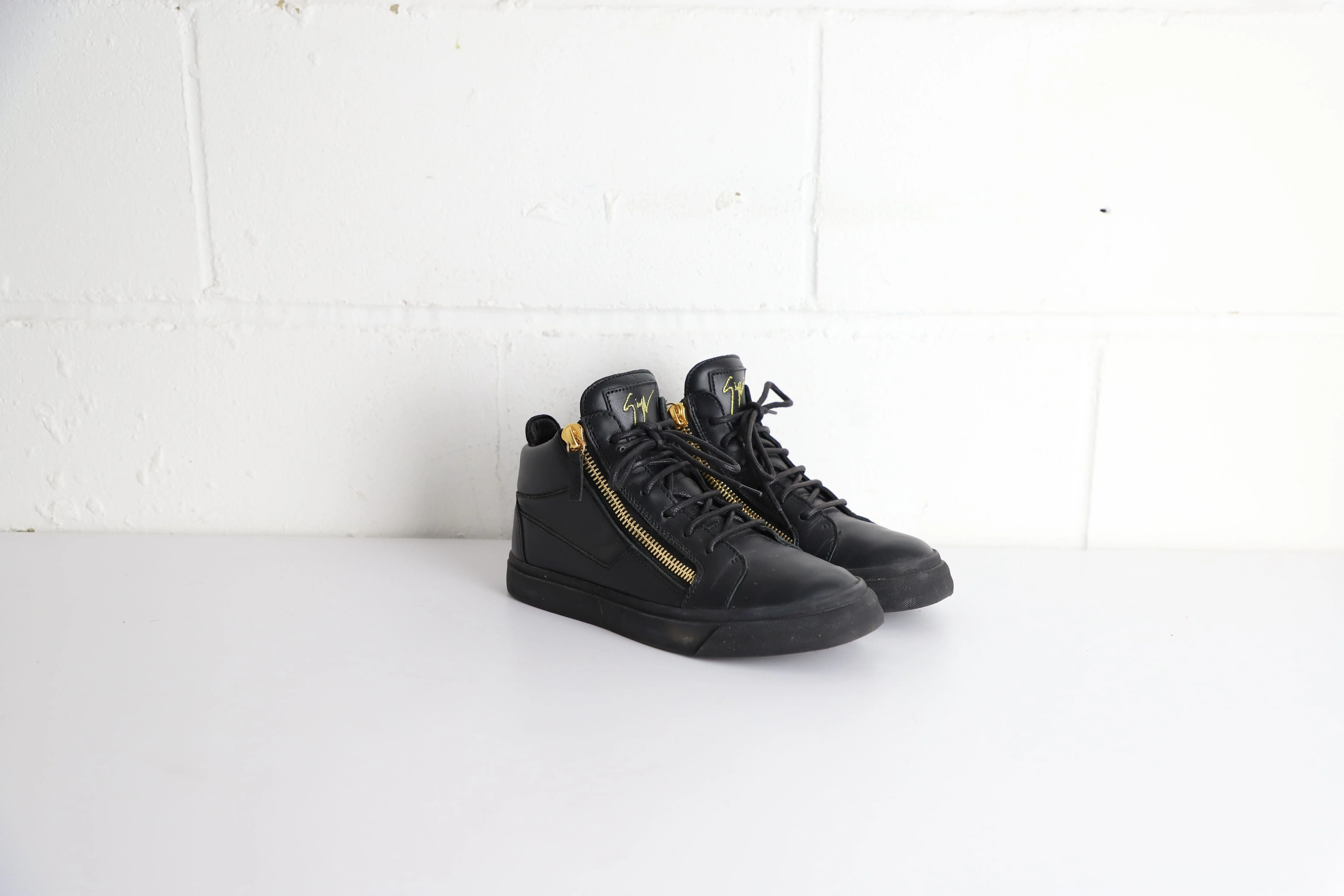 Giuseppe Zanotti Frankie High-Top Sneakers in Black Leather