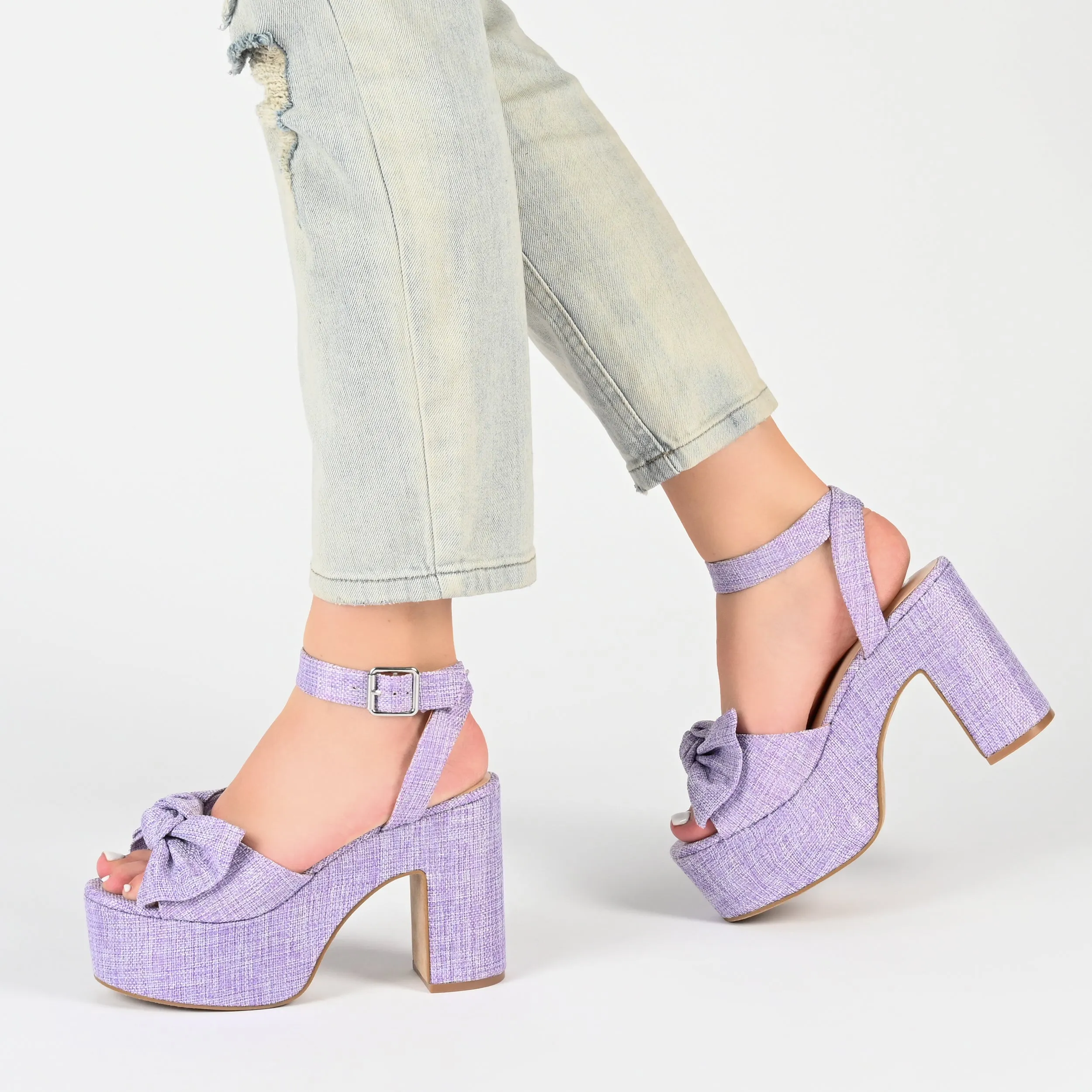 Journee Collection Women's Tru Comfort Foam Zenni Pump