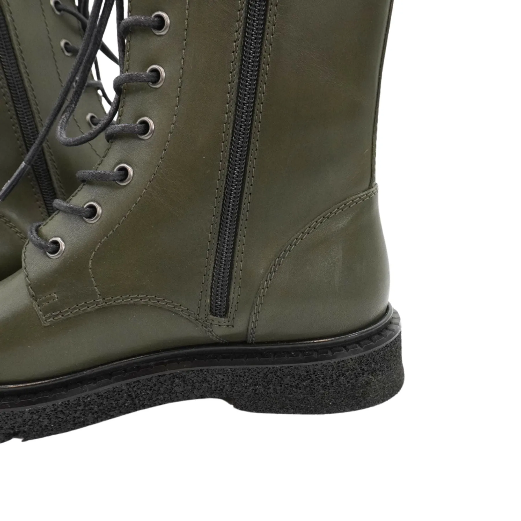 La Canadienne 'Quint' Combat Boots - Women's 37