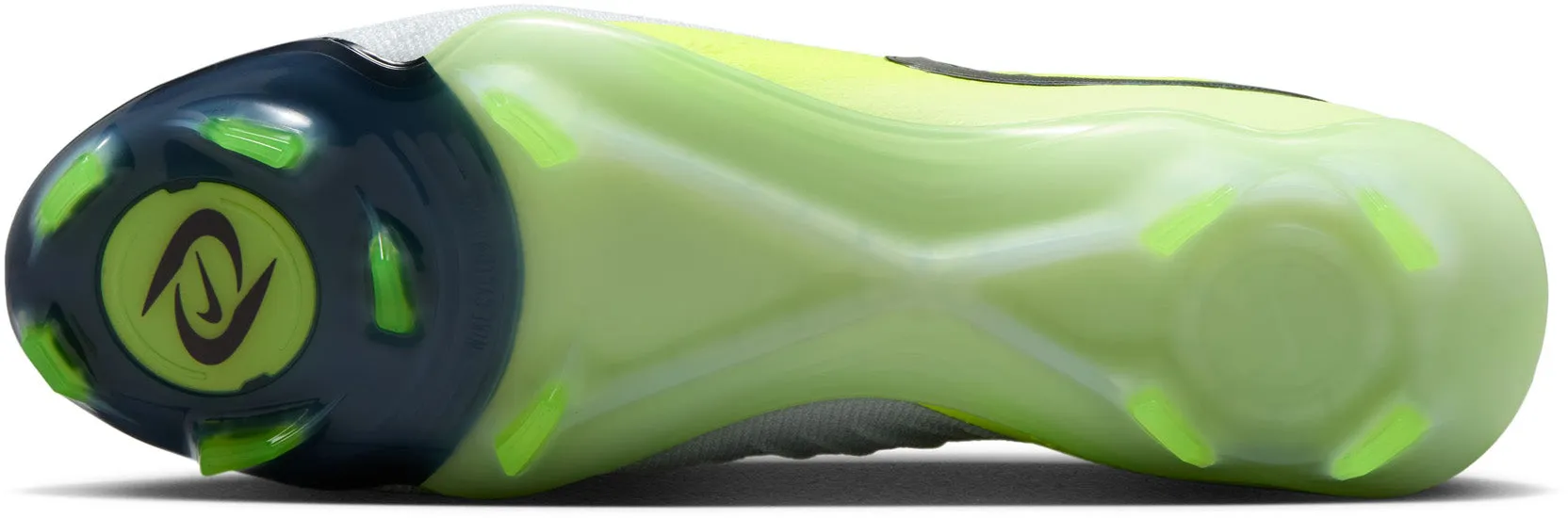 Phantom Luna 2 Elite FG High-Top Men's Football Boots