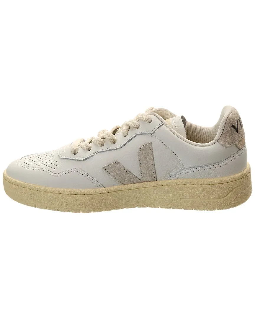 VEJA V-90 Leather Sneaker