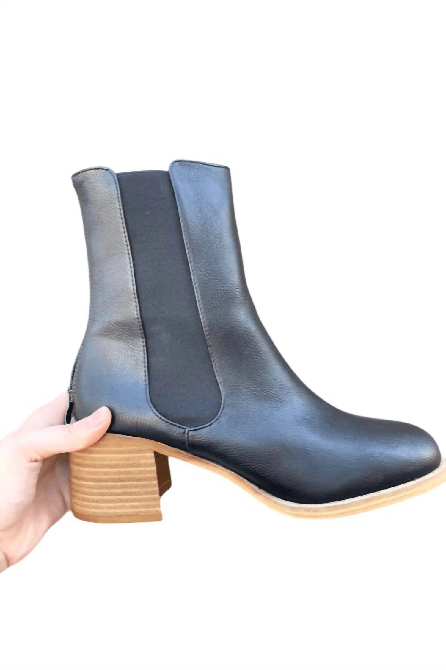 Women's High Top Booties In Black