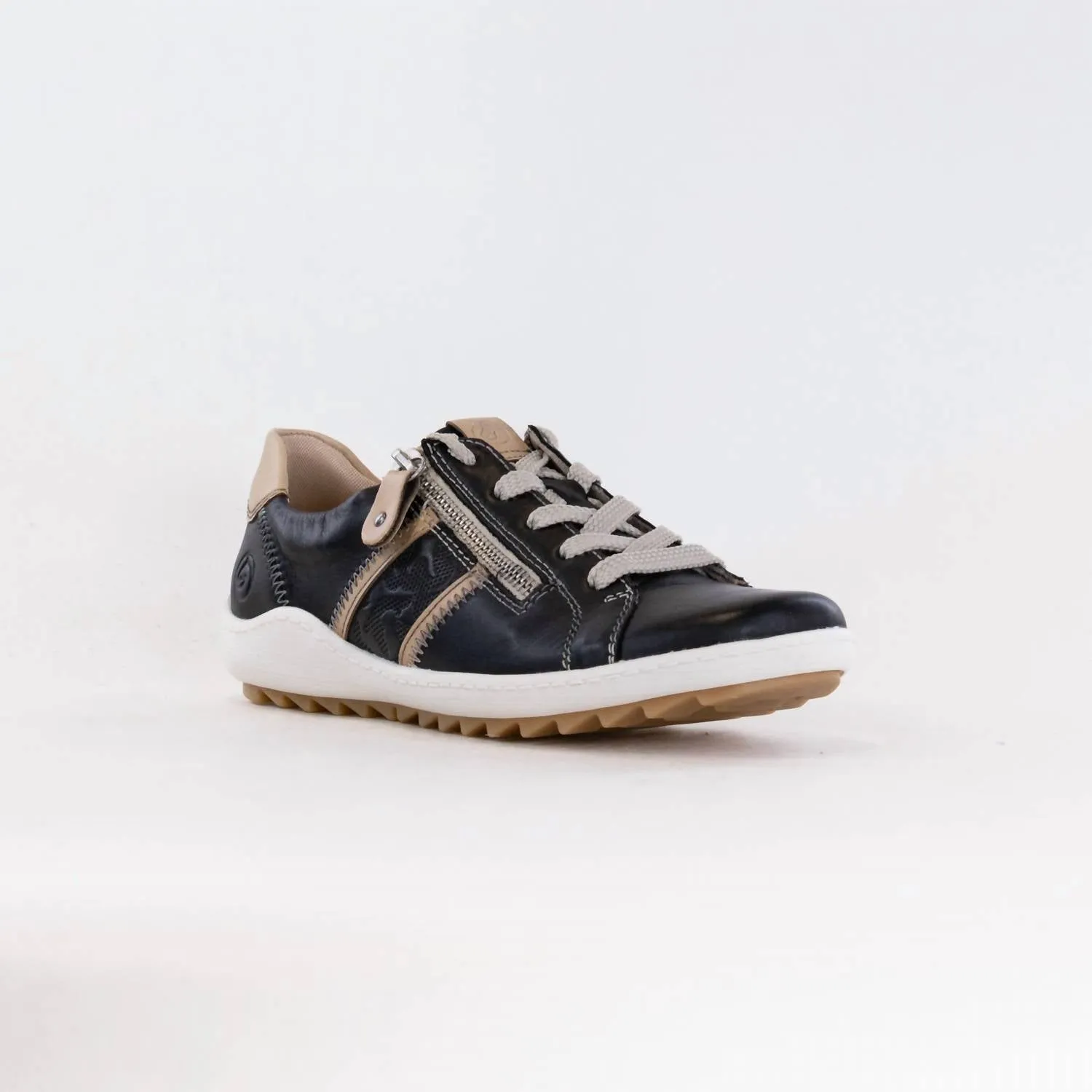 Women's Liv Sneaker In Black Leather Combi
